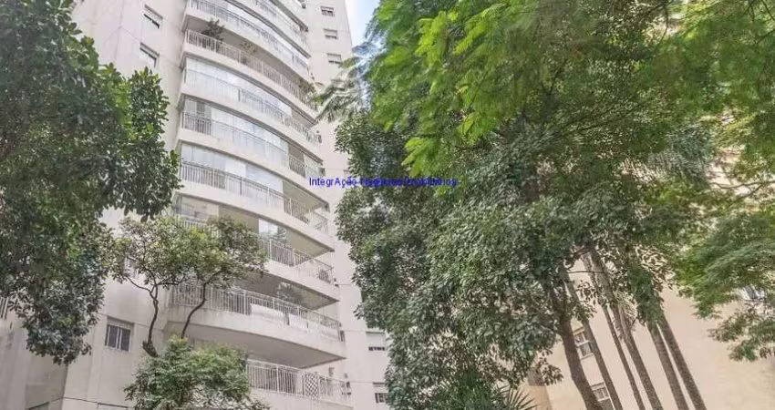 Apartamento 121m², 03 dormitórios (01 suíte), 02 banheiros e 02 vagas na garagem.    condomínio com portaria 24hrs, piscina, playground.