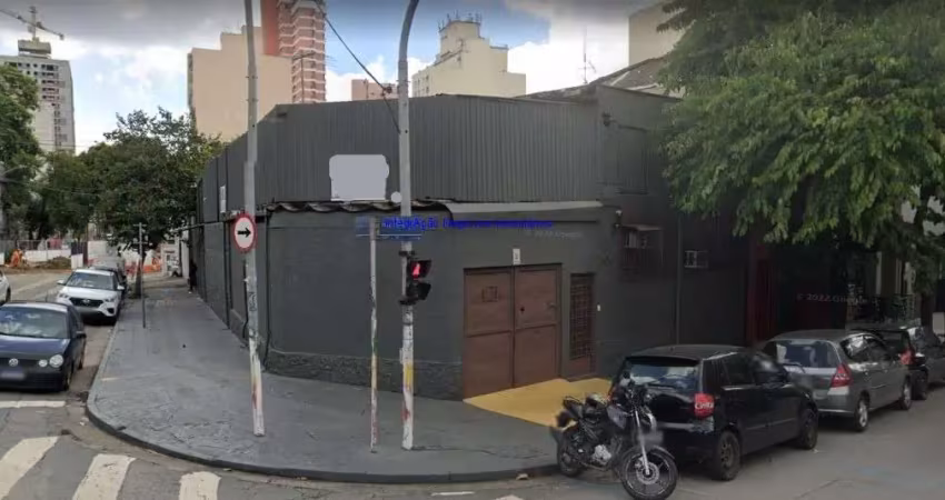 Terreno 446m².   excelente localização entre as ruas palestra itália, cayowaá e venâncio aires.   todas as informações aqui anunciadas são fornecidas