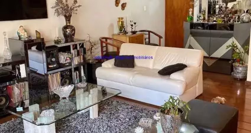 Apartamento 141m², 03 dormitórios (sendo 01 suíte), 04 banheiros e 01 vaga na garagem.  condomínio com portaria 24hrs, salão de festa, academia.