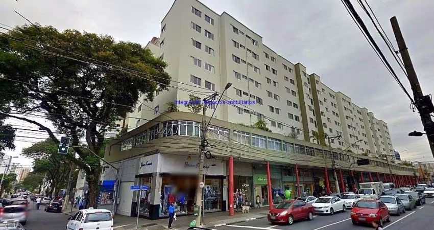 Apartamento 55.50m², 02 dormitórios (sendo 01 suíte) e 02 banheiros.  Condomínio com portaria 24hrs  Excelente localização.