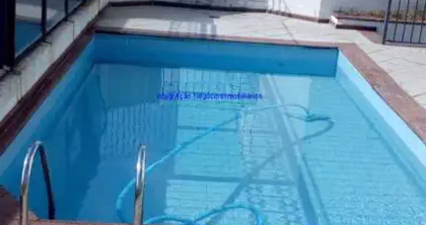 Apartamento cobertura 660m², 04 dormitórios (sendo 02 suítes), 03 banheiros e 05 vagas na garagem.  condomínio com portaria, segurança 24hrs, piscina
