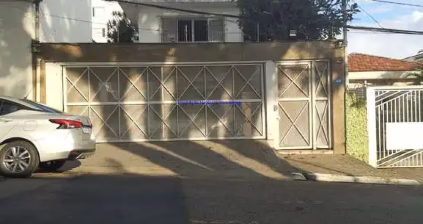 Sobrado comercial 100m², 04 salas, 01 salão, 05 banheiros e 04 vagas na garagem.    excelente localização á 5 minutos andando para a estação do metrô