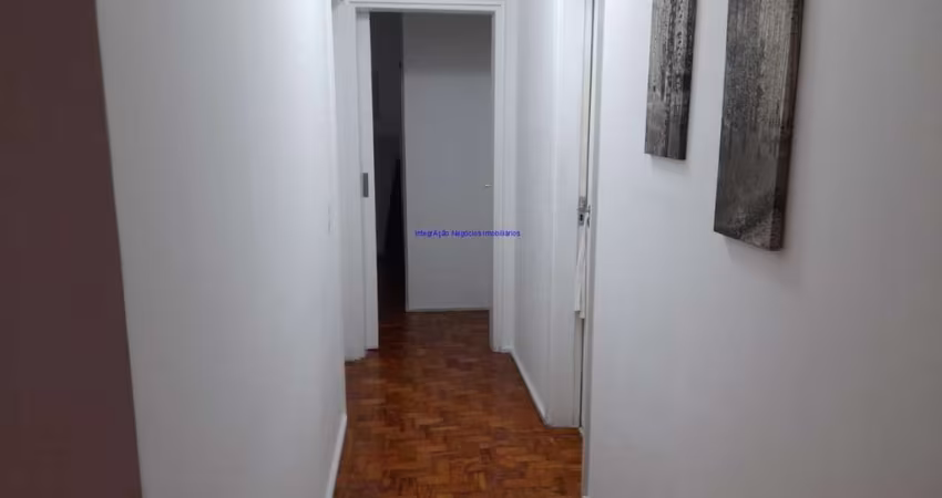 Apartamento 100m², 02 dormitórios (sendo 01 suíte), 02 banheiros e 01 vaga na garagem.  Condomínio com portaria e segurança 24hrs.