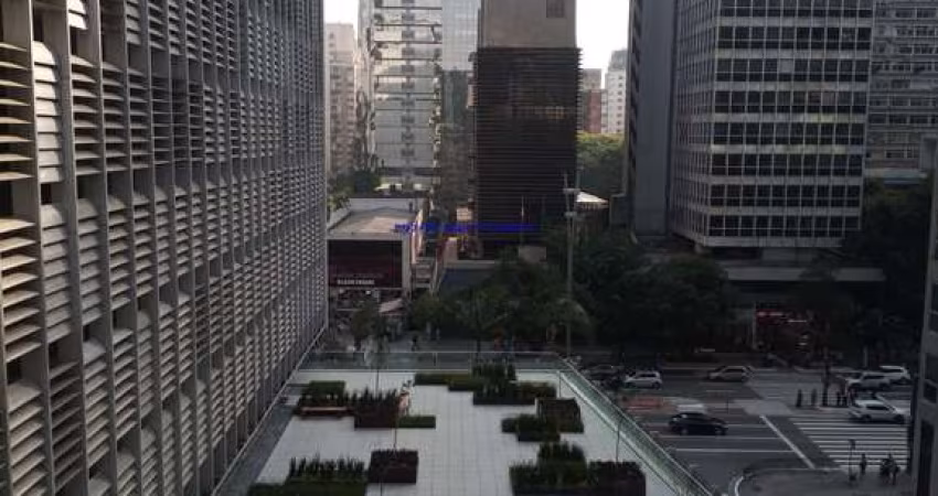 Conjunto Comercial 44m², 02 salas com possibilidade de 04 salas, 02 banheiros e 01 vaga na garagem.  Com ar condicionado, reformado e vista livre