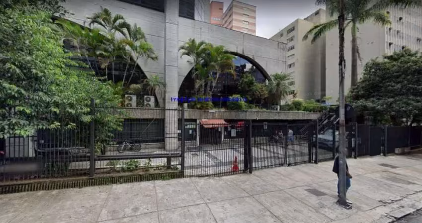Condomínio recepção e segurança.  excelente localização á 1 minuto andando para a estação do metrô brigadeiro; entre as ruas cincinato braga,
