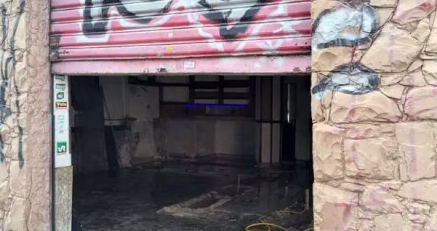 Loja 180m², 02 banheiros.   excelente localização entre as ruas doutor costa junior, melo palheta e dona germaine burchard;
