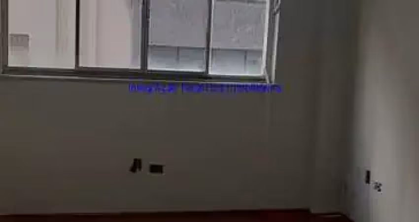 Conjunto comercial 120m², 05 salas, 01 copa e 02 banheiros.  condomínio com recepção e segurança.  excelente localização