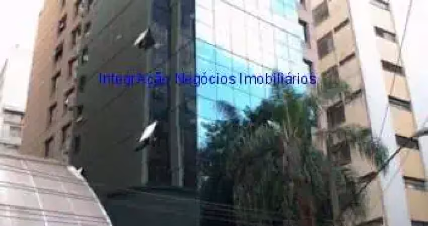 Prédio comercial 831,80m², subsolo: 611,53m² de área total compondo 26 vagas na garagem, 02 banheiros e vestiário. térreo:  recepção, loja na lateral