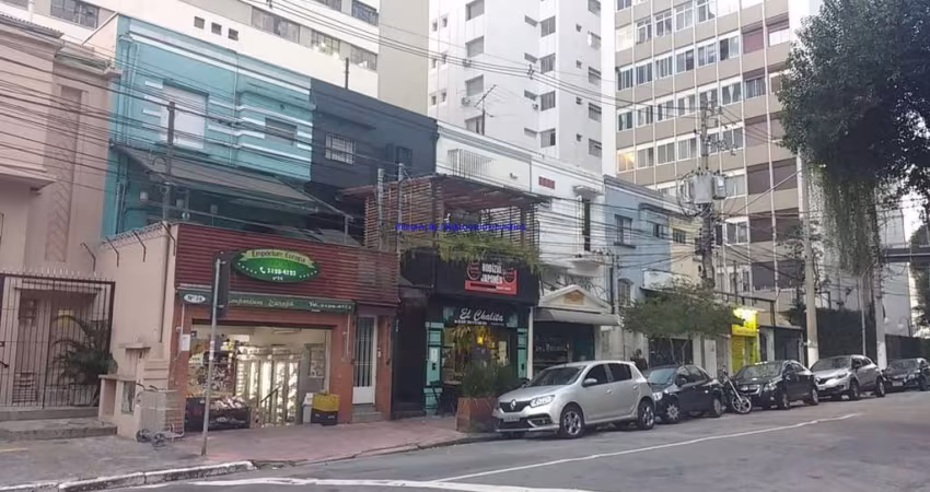Sobrado Comercial 235m², 08 salas e 06 banheiros.   Excelente localização entre as Ruas dos Alemãs, Ingleses e Franceses; Próximo da estação do metrô