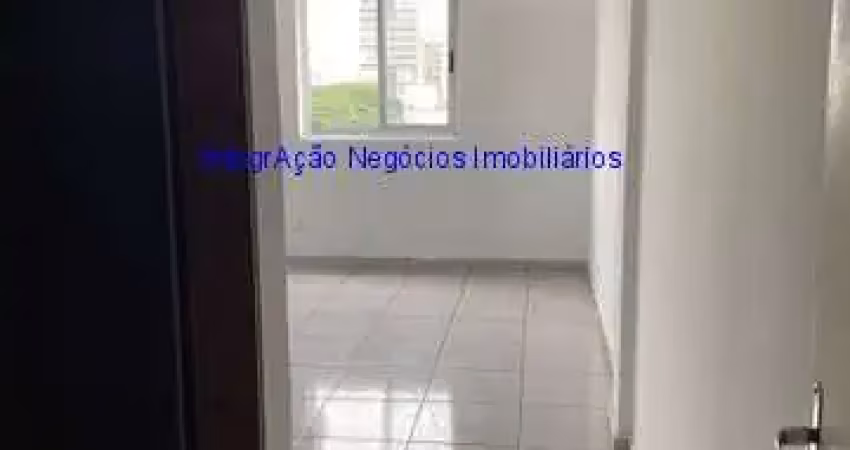 Apartamento 40m², 01 dormitório, 01 banheiro e 01 vaga na garagem.  condomínio com portaria e segurança 24hrs.  excelente localização.