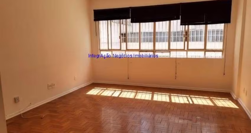 Apartamento 93m², 02 dormitórios, 02 banheiros e 01 vaga na garagem.  Condomínio com portaria e segurança 24hrs.  Excelente localização á 8 minutos an
