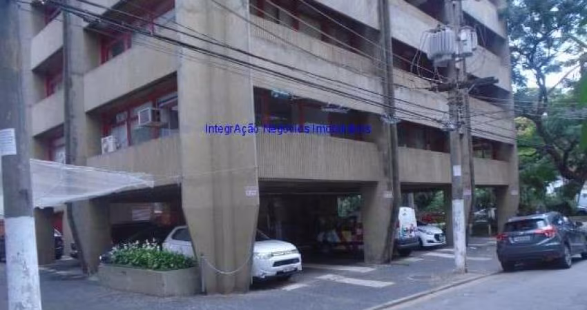 Condomínio com portaria e segurança 24hrs.  Excelente localização entre as Ruas Japão, Itacema e Antônio Felício.