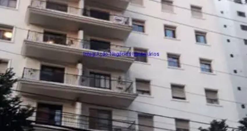 Condomínio com portaria 24hrs, salão de festa, solarium, playground e jardim.  excelente localização á 10 minutos andando para a estação do metrô