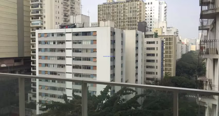 Apartamento 270m², 04 dormitórios (sendo 04 suítes), 04 banheiros e 04 vagas na garagem.