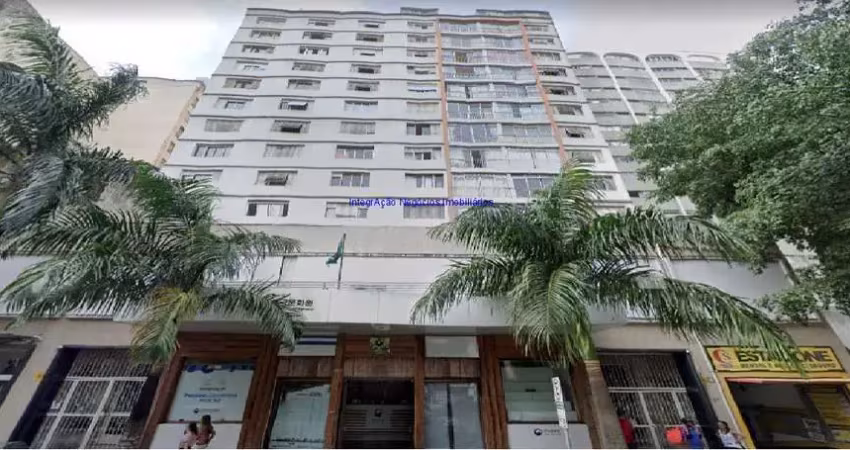 Apartamento 71m² 2 dormitórios, 2 banheiros. sala ampla, cozinha em l, área de serviço com armário embutido, 2 entradas sendo uma social