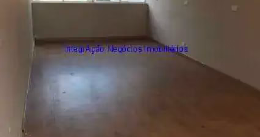 Sala comercial 34m², 01 banheiro,  sem vaga de garagem. excelente localização entre as ruas teodoro sampaio, cardeal arcoverde e irmão lucas.