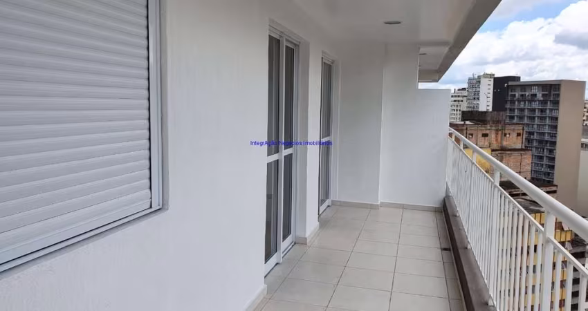 Condomínio com piscina, solarium, espaço fitness, espaço gourmet, salão de festas, e ainda o morador também vai desfrutar de dois serviços