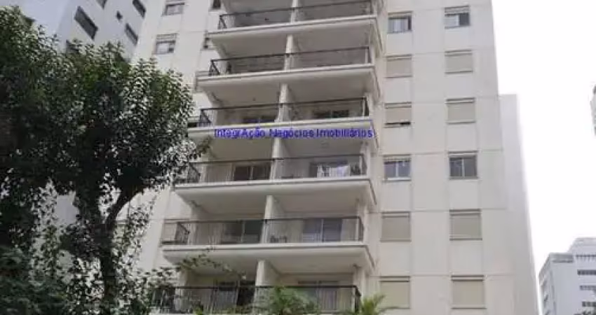 Apartamento 99m², 03 dormitórios (sendo 01 suíte), 03 banheiros e 02 vagas na garagem; imóvel possui (dependência de empregada).