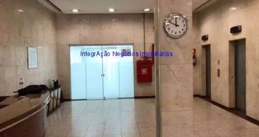 Loja 35m², 01 banheiro.   Excelente localização á 7 minutos andando para a estação do metrô República; Entre as Ruas Barão de Itapetininga, Dom José