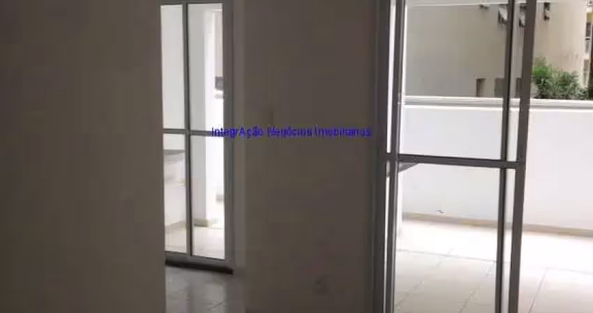 Condomínio com lazer completo, piscina, salão de festas, salão de jogos, sauna com spa, área fitness e espaço gourmet.