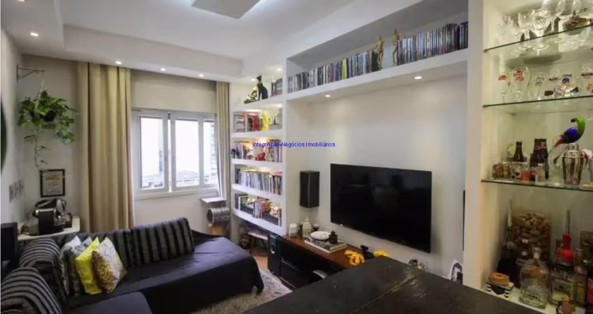Apartamento mobiliado  78m², 02 dormitórios, 02 banheiros  e sem vaga na garagem. reformado hidráulica e elétrica, piso e pintura.