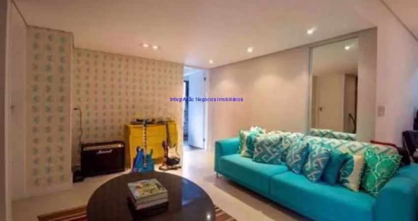 Apartamento 95m², 02 dormitórios (sendo 01 suíte), 03 banheiros e 02 vagas na garagem.  condomínio com segurança, portaria, salão de jogos
