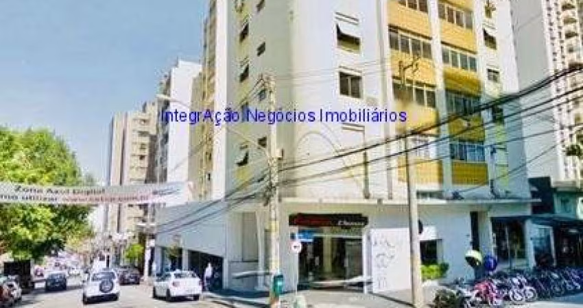 Edificio Comercial, tem portaria, tem hidrante para combate á incêndio, detector de fumaça dentro do conjunto e elevador.   Localização privilegiada,