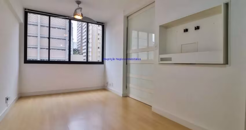 Apartamento SEMI MOBILIADO 41m², 01 dormitório, 01 banheiro e 01 vaga na garagem.  Condomínio com Segurança, Portaria, Piscina e Quadra.