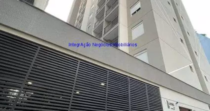Condomínio com portaria 24hrs, salão de festa, espaço gourmet, academia, bicicletário e lavanderia coletiva.  Excelente localização
