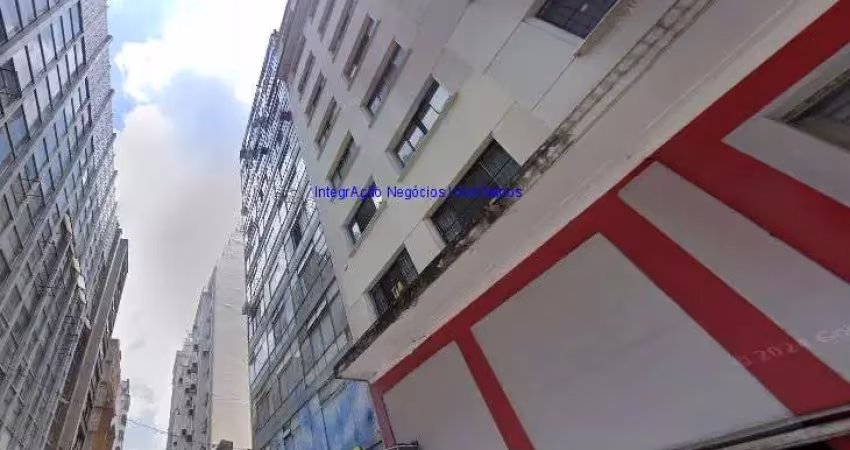 Conjunto comercial 74m² e 01 banheiro.   condomínio com recepção.  excelente localização á 3 minutos andando para a estação do metrô republica
