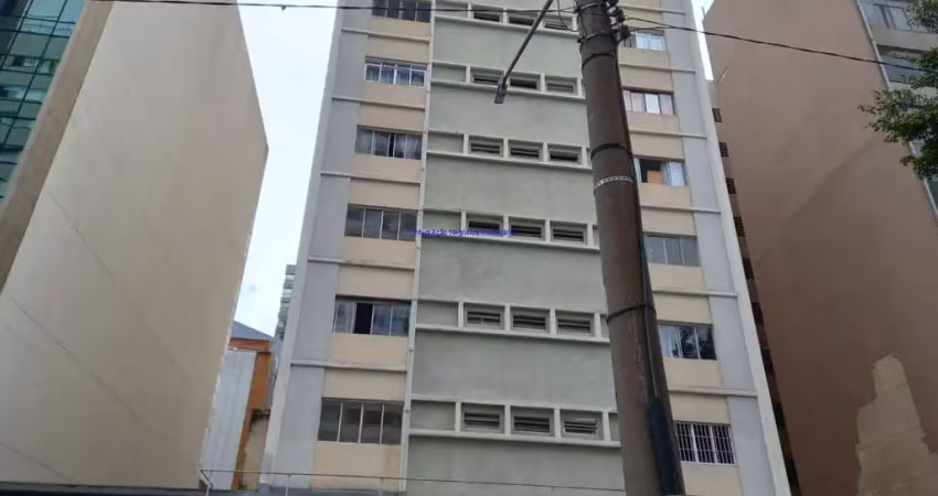 Apartamento studio 28m², 01 dormitório e 01 banheiro.  condomínio com portaria.  excelente localização á 8 minutos andando para a estação do metrô