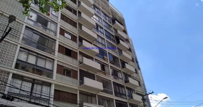 Apartamento 120m², 02 dormitórios, 02 banheiros e 01 vaga na garagem.  condomínio com portaria e segurança.  excelente localização