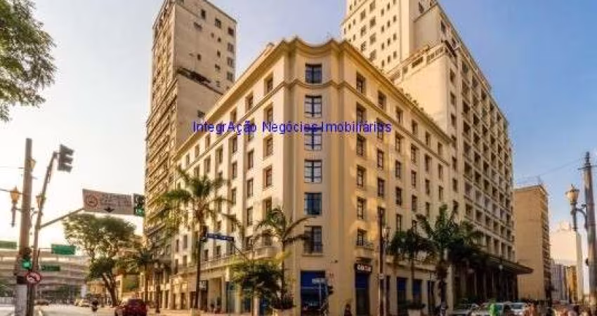 Apartamento Studio MOBILIADO 20m², 01 dormitório, 01 banheiro.  Condomínio com portaria 24hrs, academia, acesso Wi-Fi, sala de reuniões, lavanderia
