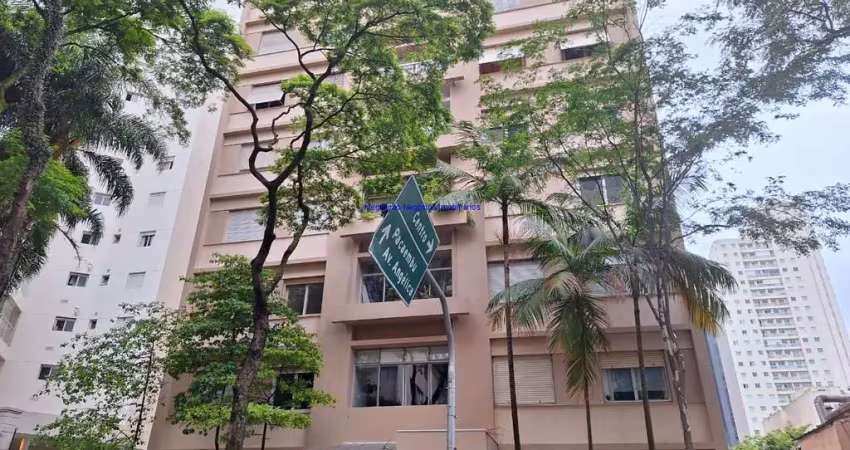 Apartamento 114m², 02 dormitórios e 02 banheiros.  condomínio com portaria e segurança.  excelente localização á 5 minutos andando para a estação