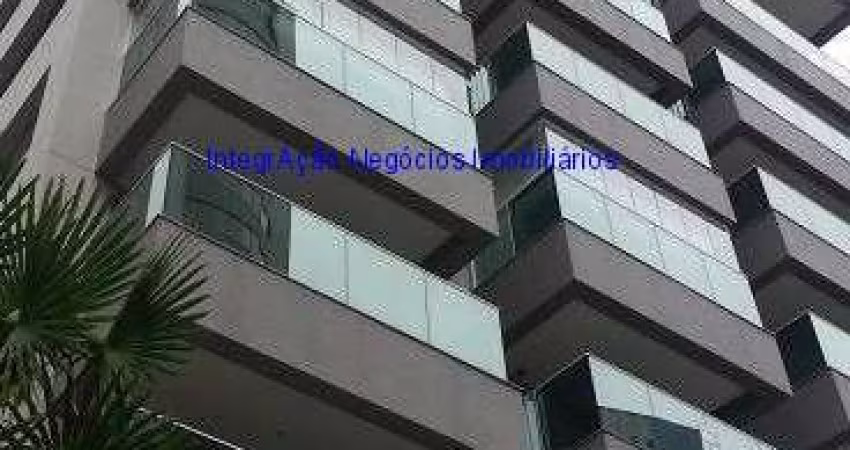 Conjunto Comercial 184m³, 03 banheiros e 04 vagas na garagem.  Condomínio com portaria 24hrs.  Excelente localização á 9 minutos andando para