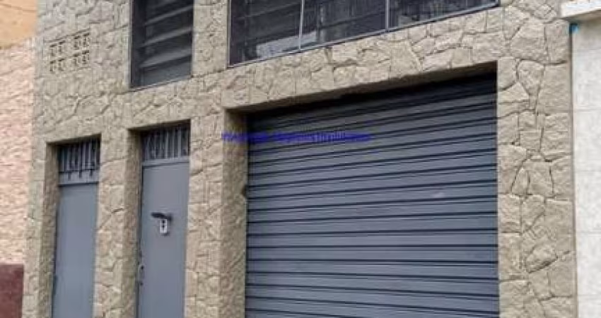 Galpão 240m², 02 banheiros e 01 vaga na garagem.  Excelente localização entre as Ruas Conselheiro Carrão, Rui Barbosa e Manuel Dutra