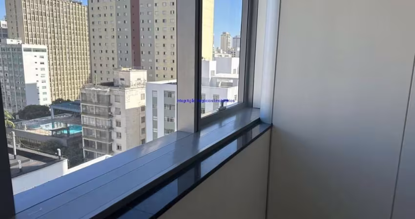 Conjunto Comercial 50m² e 02 banheiros.  Condomínio com recepção e segurança.  Excelente localização á 4 minutos andando para a estação do metrô