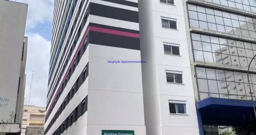 Apartamento Studio 25m², 01 dormitório e 01 banheiro.  Condomínio com portaria, segurança 24hrs, churrasqueira e salão de festa.  Excelente