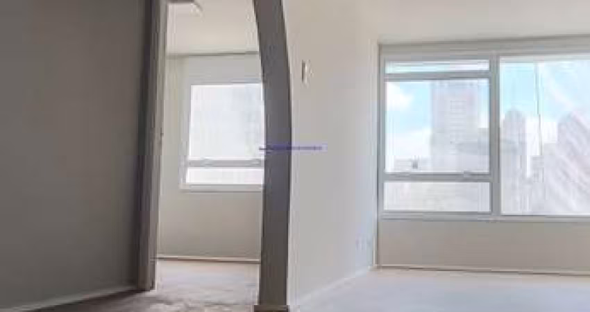 Conjunto comercial 120m² e 02 banheiros.  Condomínio com portaria e recepção.  Excelente localização  entre as Avenidas Brigadeiro Faria Lima, Nov
