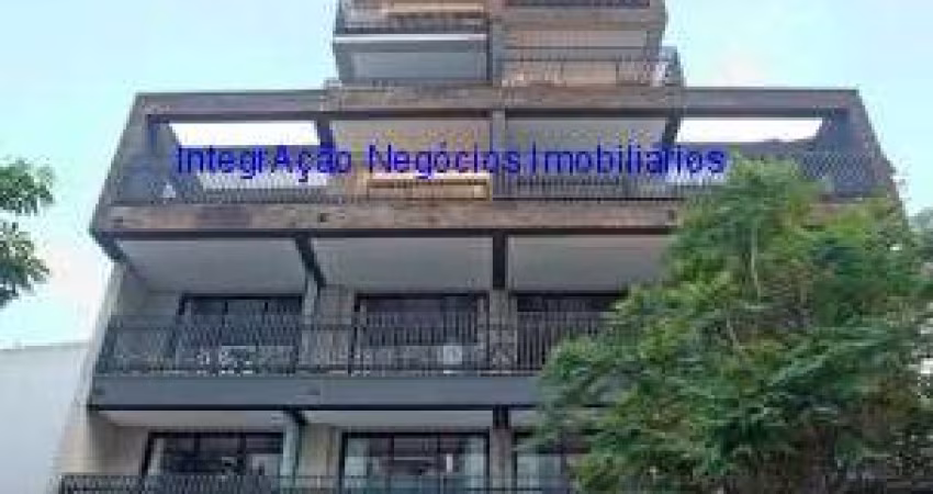 Apartamento 61,50m², 01 dormitório e 01 banheiro; (Fotos ilustrativas).  Condomínio com segurança, portaria, piscina,  academia e salão de festas.