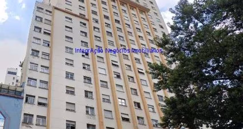 Apartamento 42m², 01 dormitório e 01 banheiro.  Condomínio com portaria e churrasqueira.  Excelente localização á 6 minutos andando para a estação