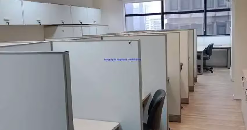 Conjunto comercial 70m²  (com ou sem mobília), 02 banheiros e 01 vaga na garagem.  condomínio com recepção e segurança 24hrs.  excelente localização