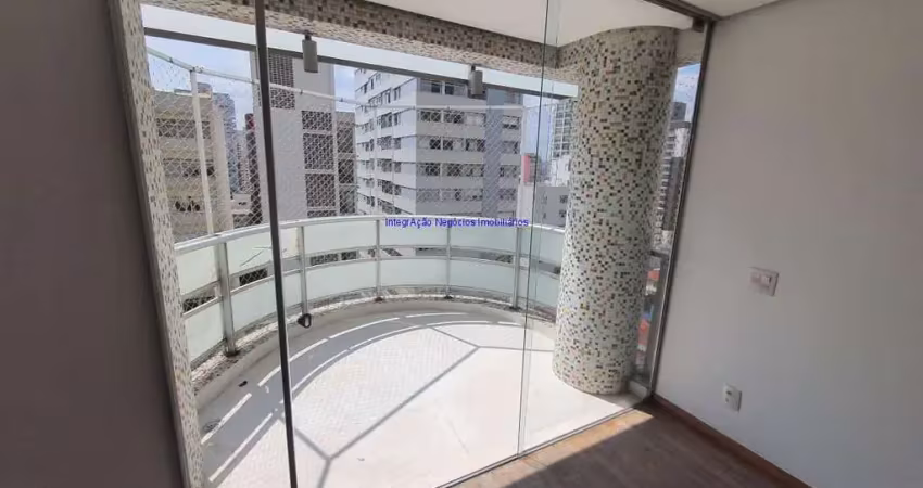 Apartamento 170m², 03 dormitórios (sendo suítes), 04  banheiros e 03 vagas de garagem.  condomínio com recepção, segurança, piscina, academia