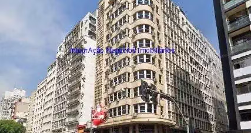 Apartamento studio 40m², 01 dormitório e 01 banheiro.  condomínio com portaria e segurança.  excelente localização á 1 minuto andando para a estação