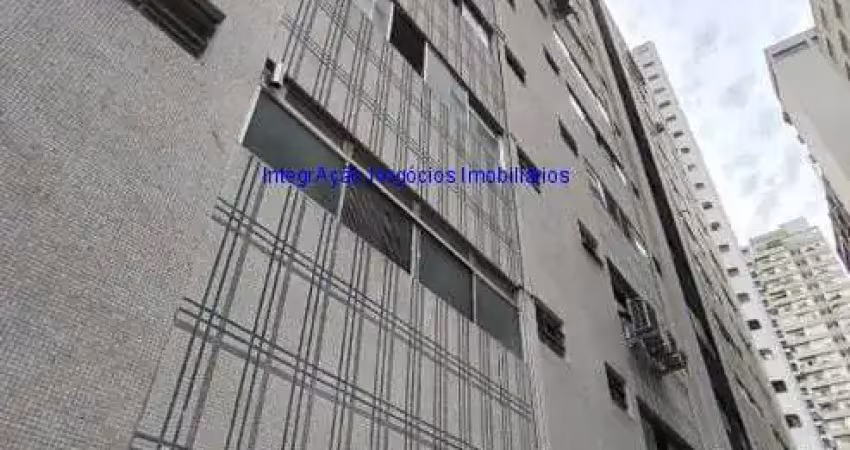 Apartamento 88m², 02 dormitórios, 01 banheiro e 01 vaga de garagem.  condomínio com portaria e segurança.  excelente localização entre as alamedas