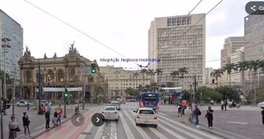 Conjunto comercial 104m² e 01 banheiro.  excelente localização á 1 minuto andando para a estação do metrô anhangabaú; entre o viaduto do chá