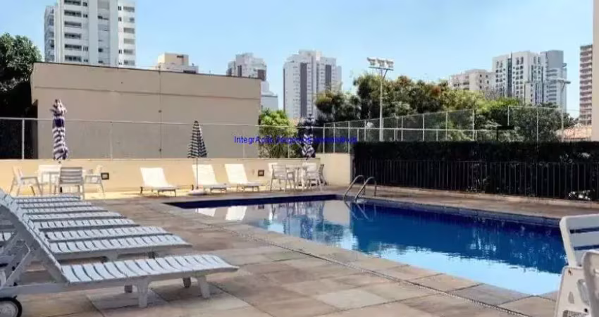 Apartamento 100m²,  03 dormitórios (sendo 01 suíte), 03 banheiros e 01 vaga de garagem.  condomínio com portaria, segurança e piscina.  excelente