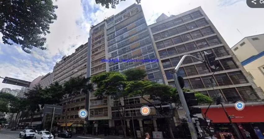 Apartamento studio 32m²,  01 dormitório e 01 banheiro.  condomínio com portaria e segurança.  excelente localização entre as ruas da consolação
