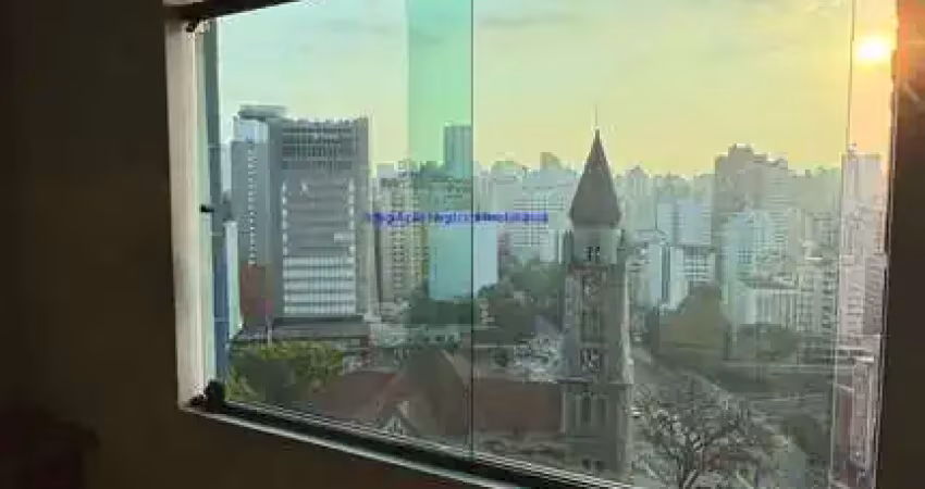 Apartamento studio 27m², 01 dormitório e 01 banheiro.  condomínio com portaria e segurança.  excelente localização  entre as ruas da consolação