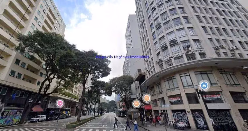 Loja 100m² e 01 banheiro.  excelente localização á 2 minutos andando para a estação do metrô republica; entre as avenidas ipiranga, são joão